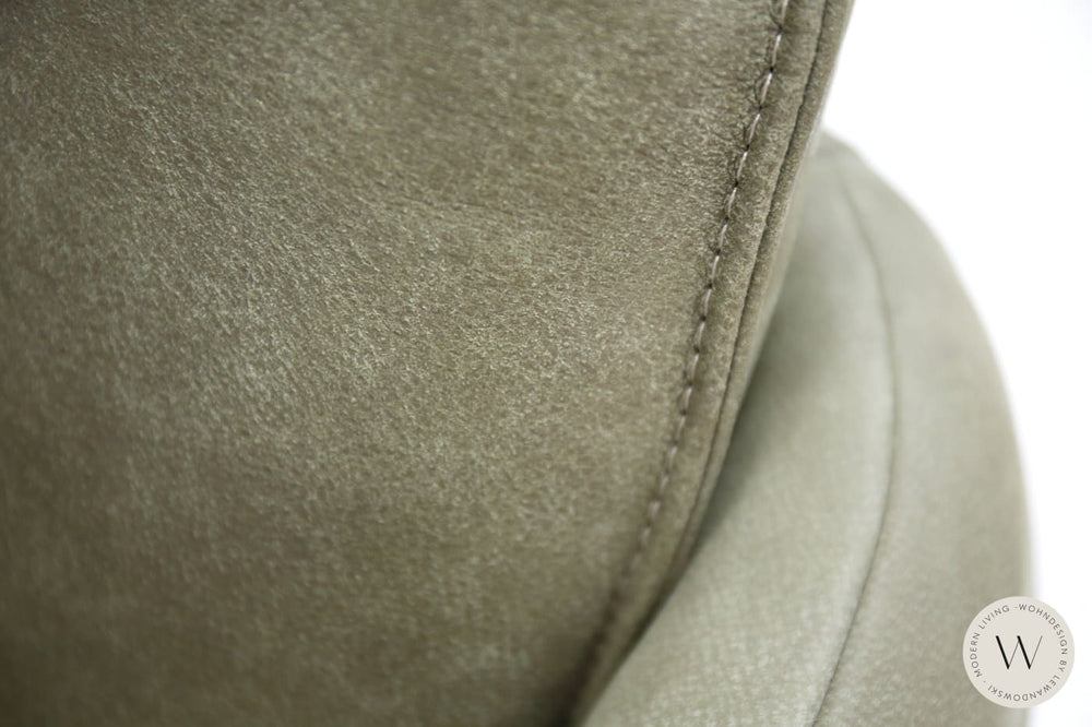 Sessel Modell Isco inkl. Hocker in Leder A-India verde Koinor