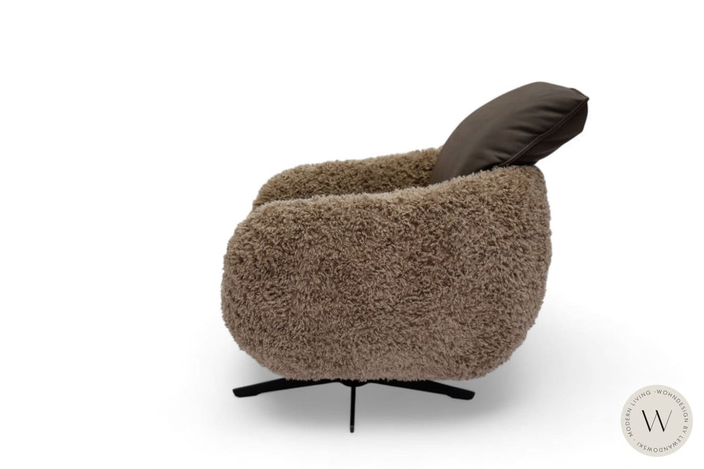 Sessel Modell Mooove in Leder A-India schoko & Doodle Koinor
