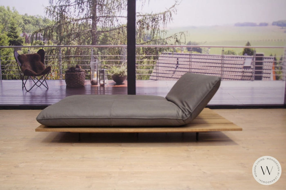 Sofa Modell Akito in Leder Oasis elefant Bullfrog