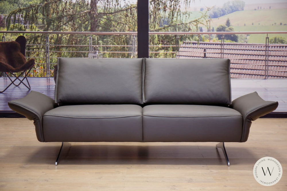 Sofagarnitur Modell Vineto in Leder B Bull carbone Koinor
