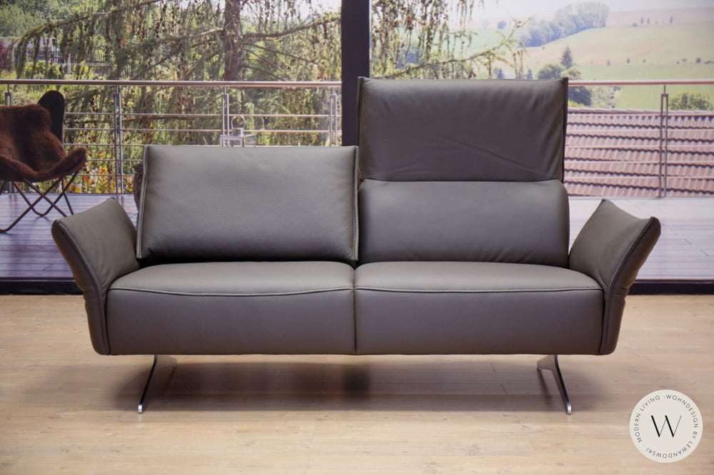 Sofagarnitur Modell Vineto in Leder B Bull carbone Koinor